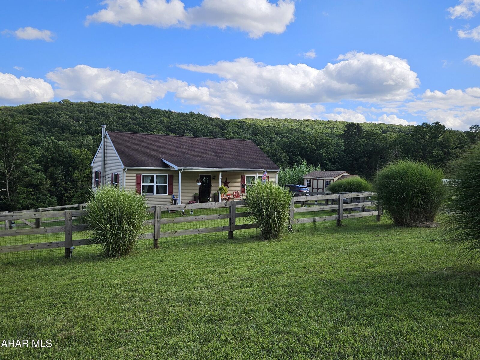 Property Photo: 285 Beastons Road PA 16686