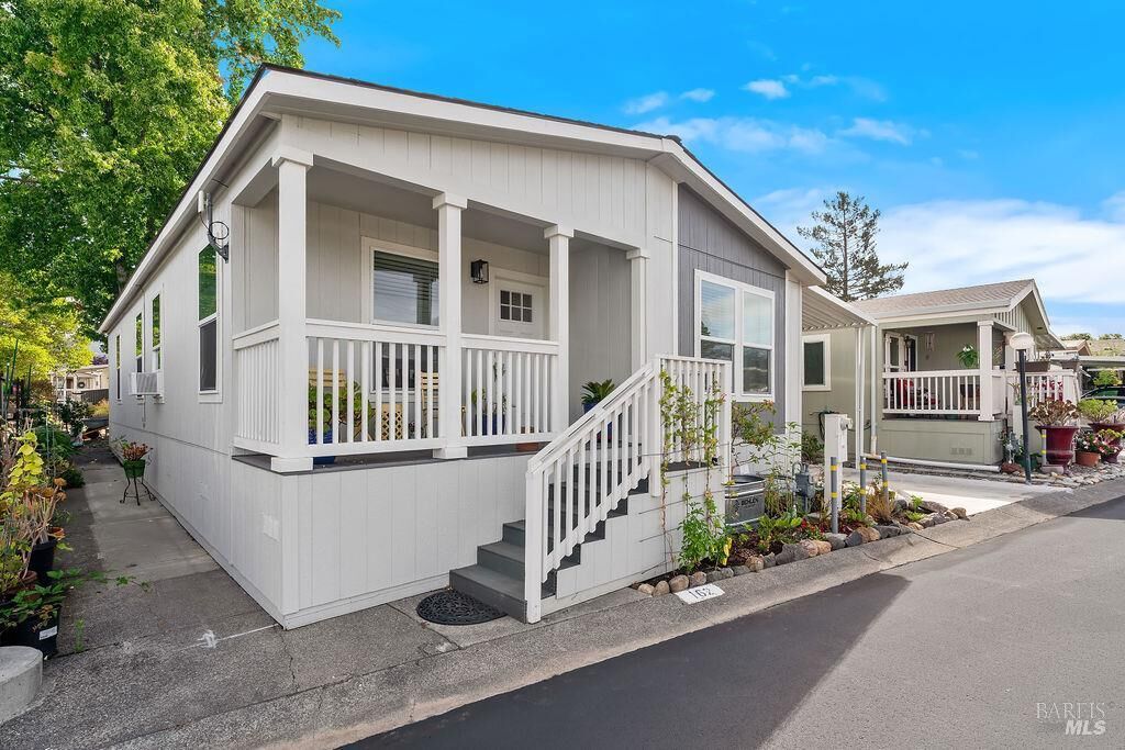Property Photo: 162 Redwing Drive CA 95409
