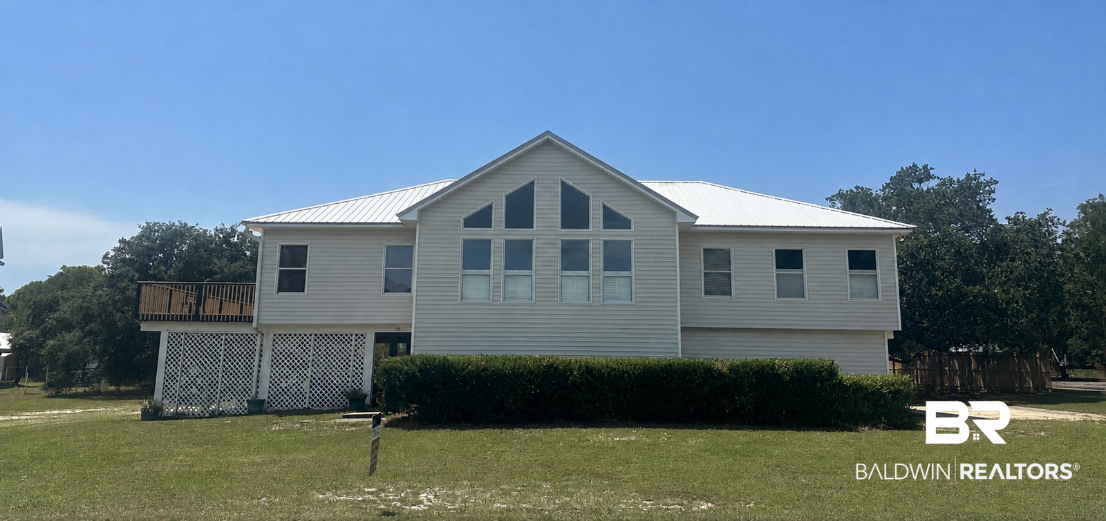 Property Photo: 1977 Minnesota Ln AL 36542