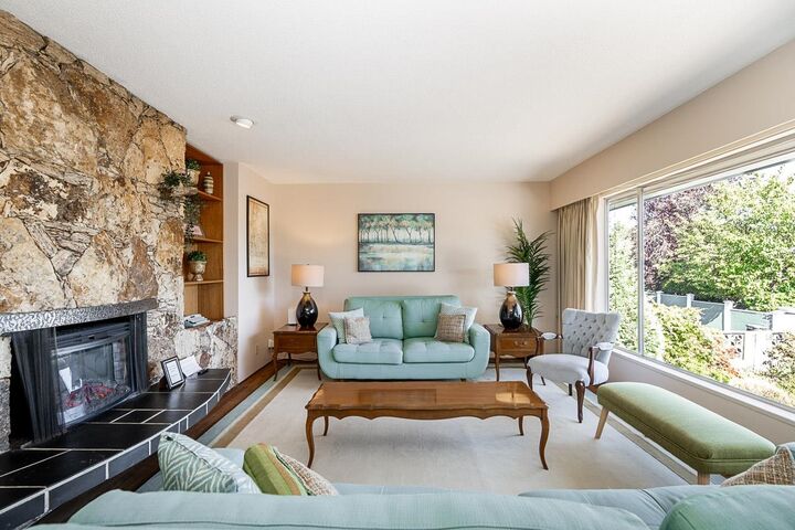 Property Photo: 40 E Tenth Avenue BC V3L 4R5
