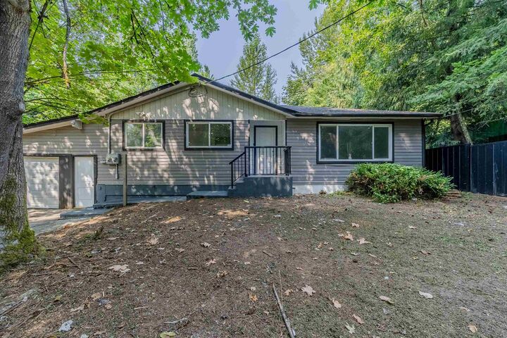 31753 Hillcrest Avenue — photo 1