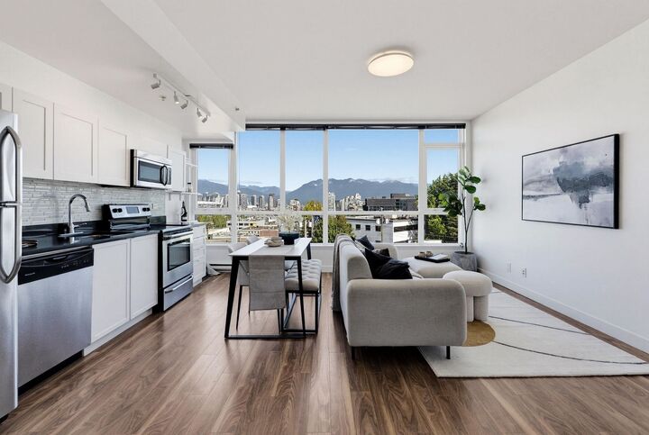 Property Photo:  2511 Quebec Street 409  BC V5T 0B6 