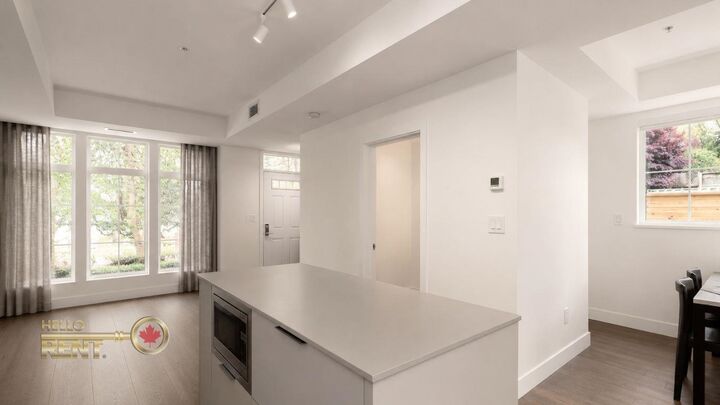 Property Photo:  2070 Curling Road 102  BC V7P 1X4 