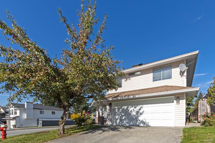Property Photo: 2287 Stafford Avenue BC V3C 4X5