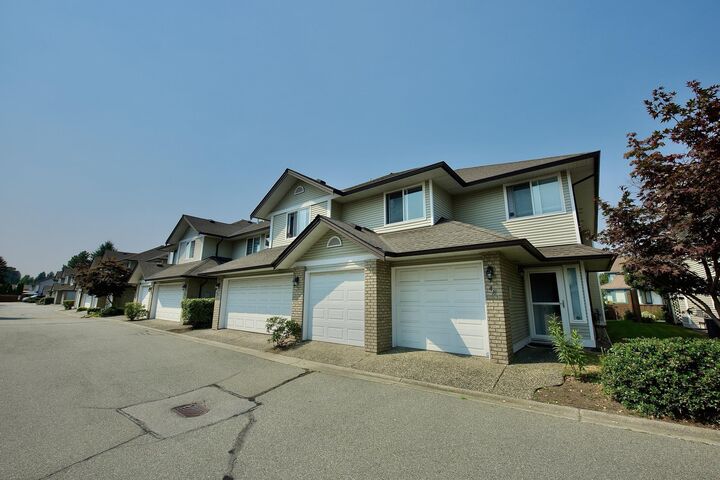 1370 Riverwood Gate 46 — photo 1
