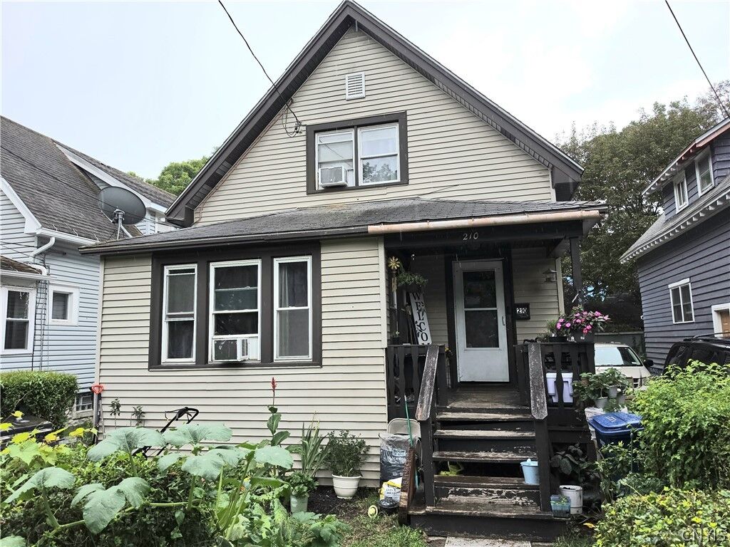 Property Photo:  210 Herriman Street  NY 13204 
