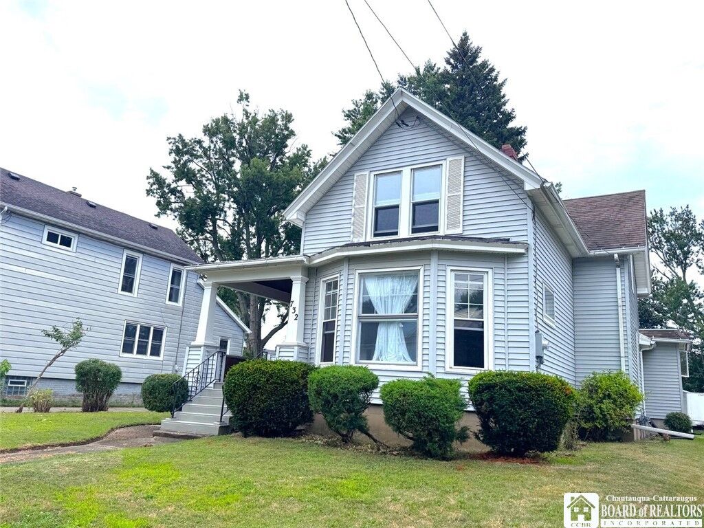 Property Photo: 732 Park Avenue NY 14048