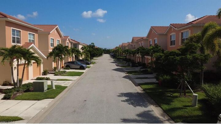 Property Photo: 10178 Via Colomba Cir FL 33966