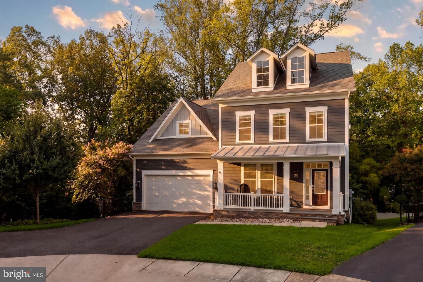 Property Photo: 6203 Champion Oak Court VA 22044