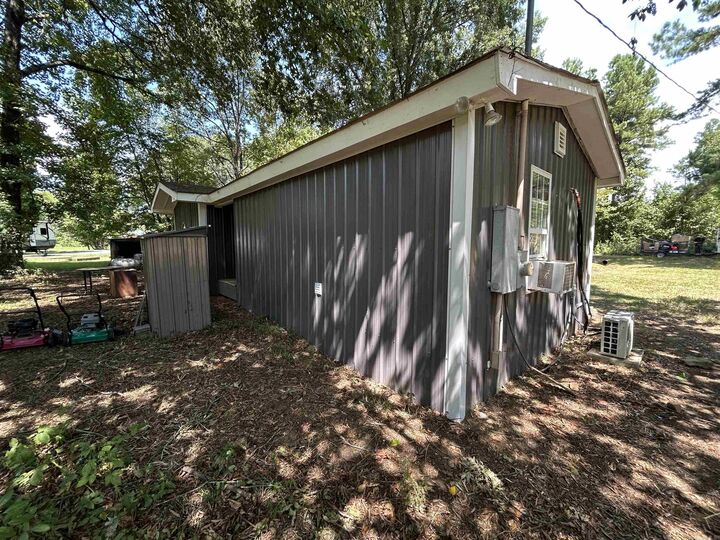 Property Photo: 16 Garden Road AR 72110