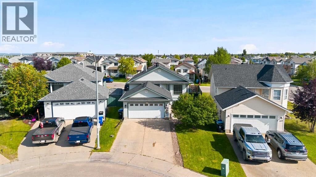 Property Photo:  104 Dickey Bay  AB T9K 2L4 