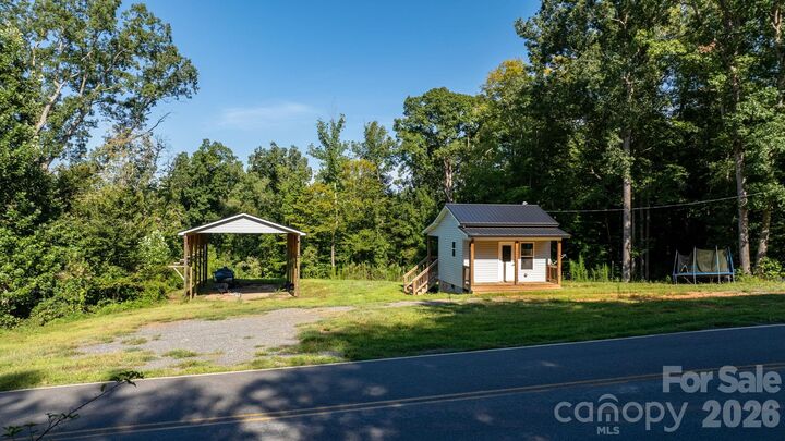 Property Photo:  1776 Brown Chapel Road  NC 28609 