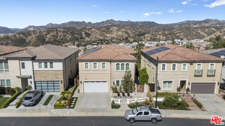 Property Photo:  11967 Carabella Ct  CA 91326 