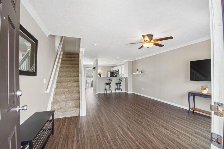 Property Photo: 5275 Royal Arch Cascade Drive OH 43016