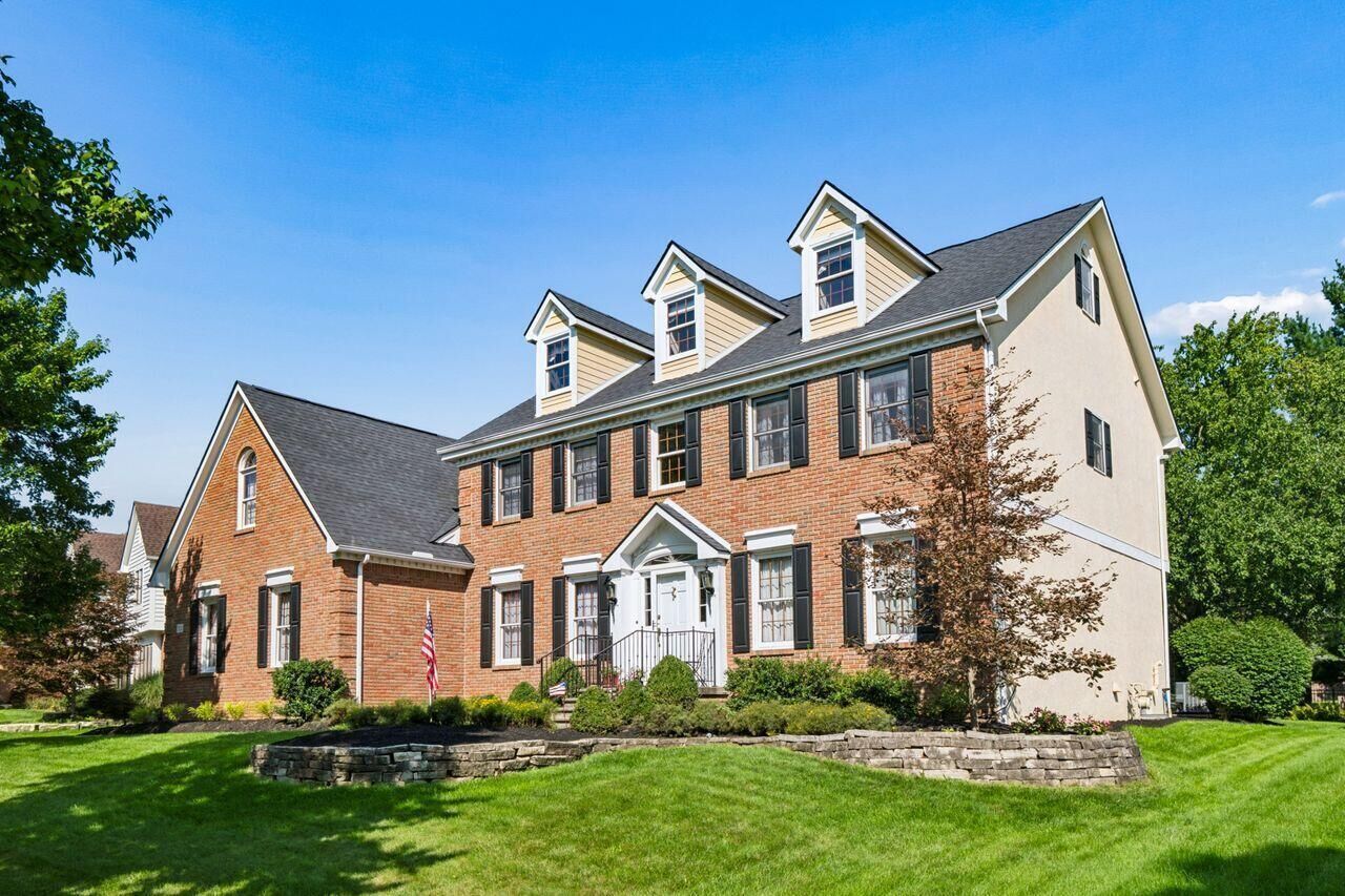 Property Photo: 730 Southbluff Drive OH 43082