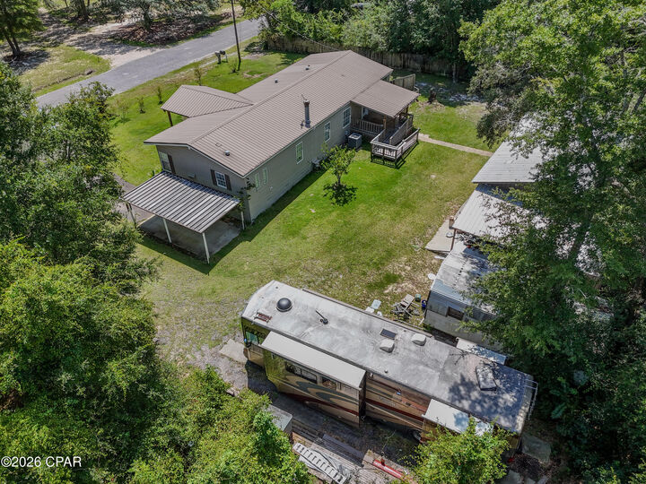 Property Photo: 8843 S McCann Road FL 32409
