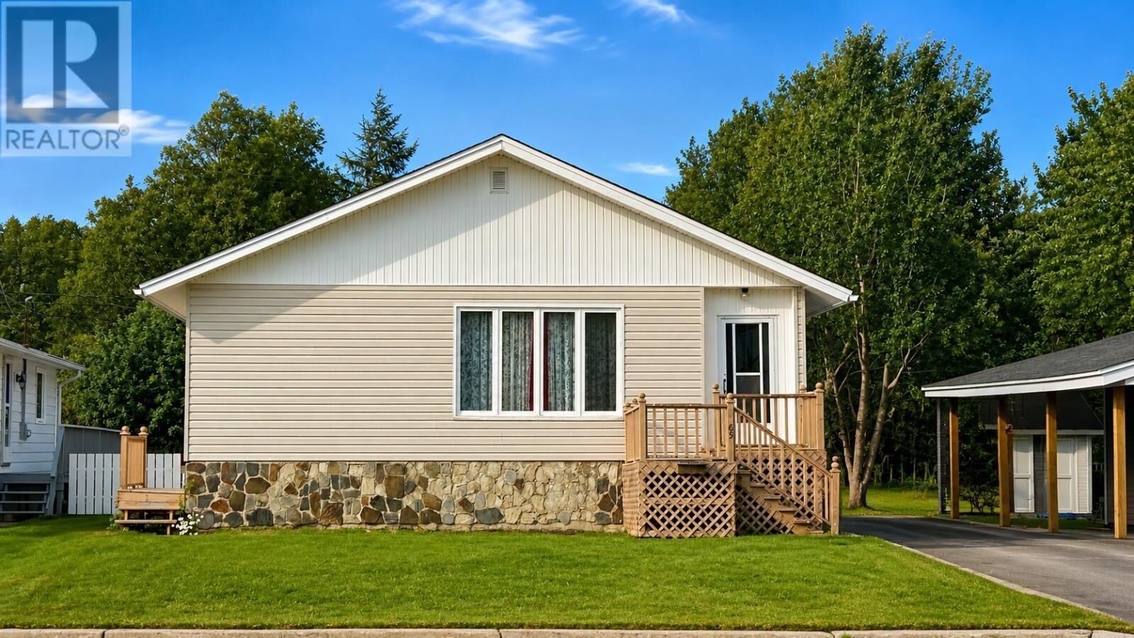 Property Photo: 69 Byrd Avenue NL A1V 2A5