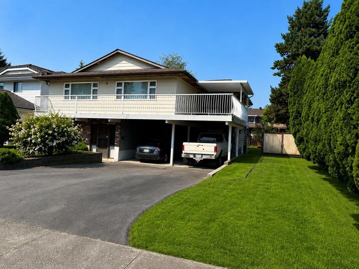 Property Photo:  11671 85B Avenue  BC V4C 7K6 