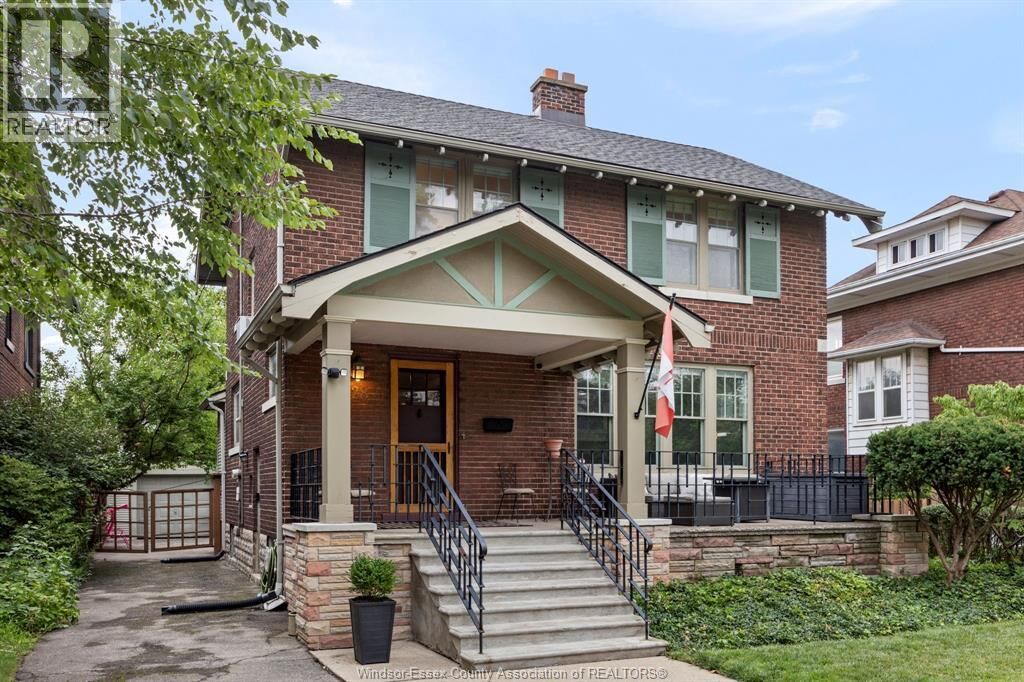 Property Photo:  1528 Victoria Avenue  ON N8X 1P5 