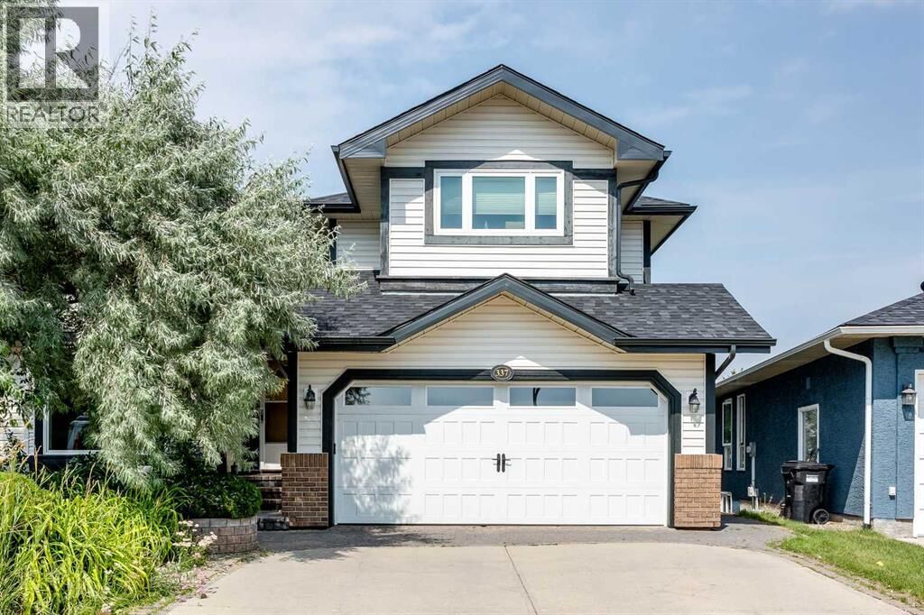 Property Photo:  337 Sandringham Court Northwest  AB T3K 3V6 