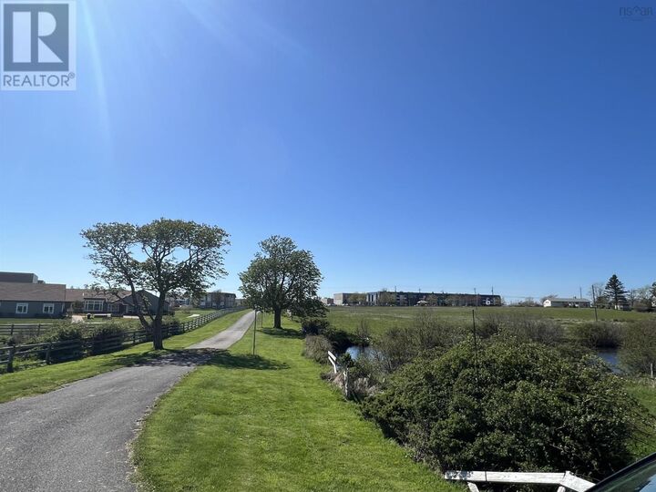 Photo de la propriété: 355 Pleasant Street NS B5A 2K9