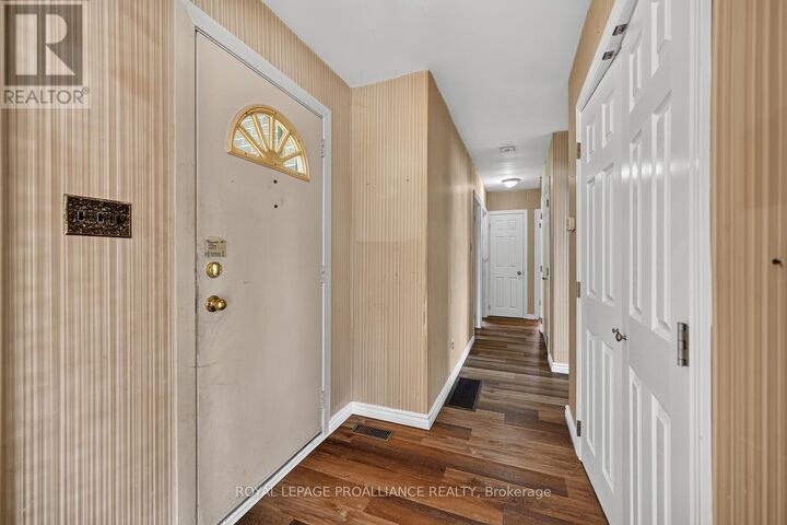 Property Photo:  402 Linda Street  ON K0E 1T0 