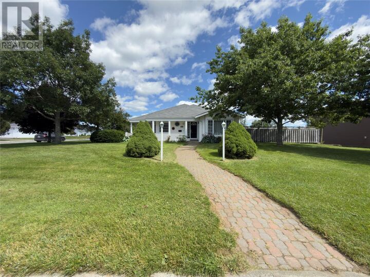 Property Photo:  23 Ireland Drive  NL A2A 2W4 