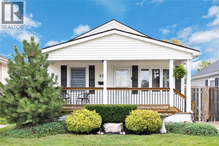 Property Photo:  678 Labute  ON N8N 2B3 