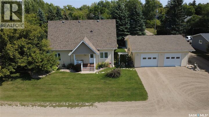 Property Photo: 210 King Street SK S0H 1J0
