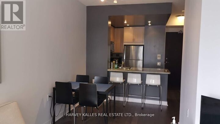 Property Photo: 85 Bloor Street East 1603 ON M4W 3Y1