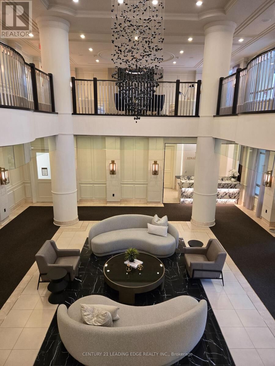 Property Photo: 10101 Yonge Street 308 ON L4C 0V6