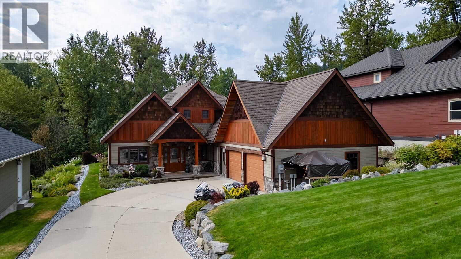 Photo de la propriété: 903 Redstone Drive BC V0G 1Y0