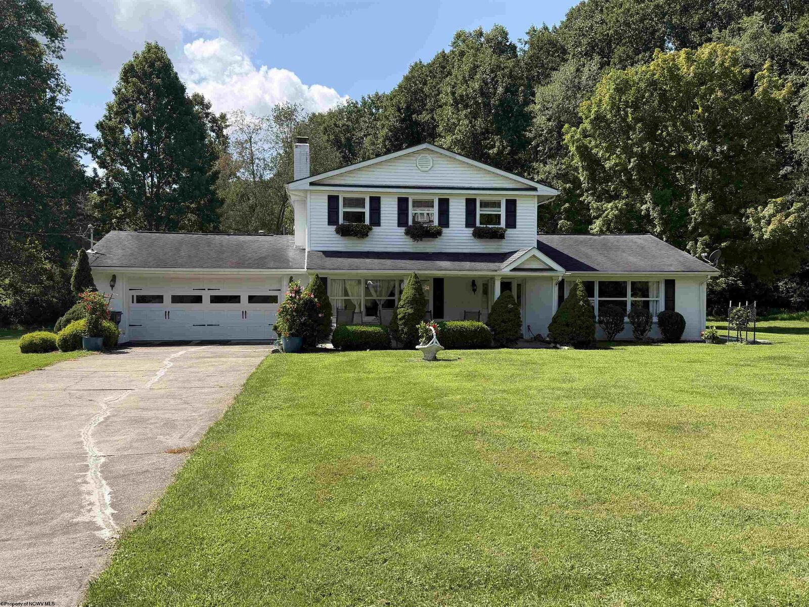 Property Photo: 33 Lincoln Way WV 26201