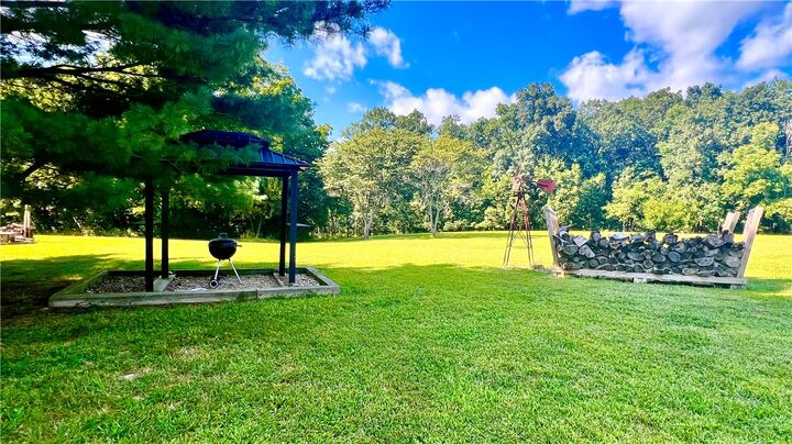 Property Photo: 2439 E 1500 North Road IL 62565