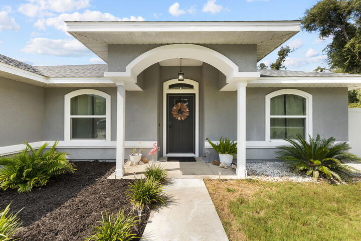 Property Photo: 5051 NW 73rd St FL 32626