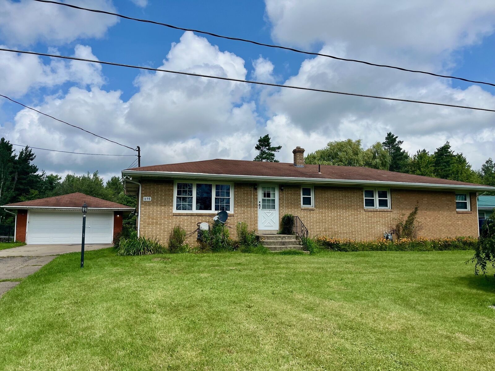 Property Photo:  1698 Townhall Road W  PA 16509 