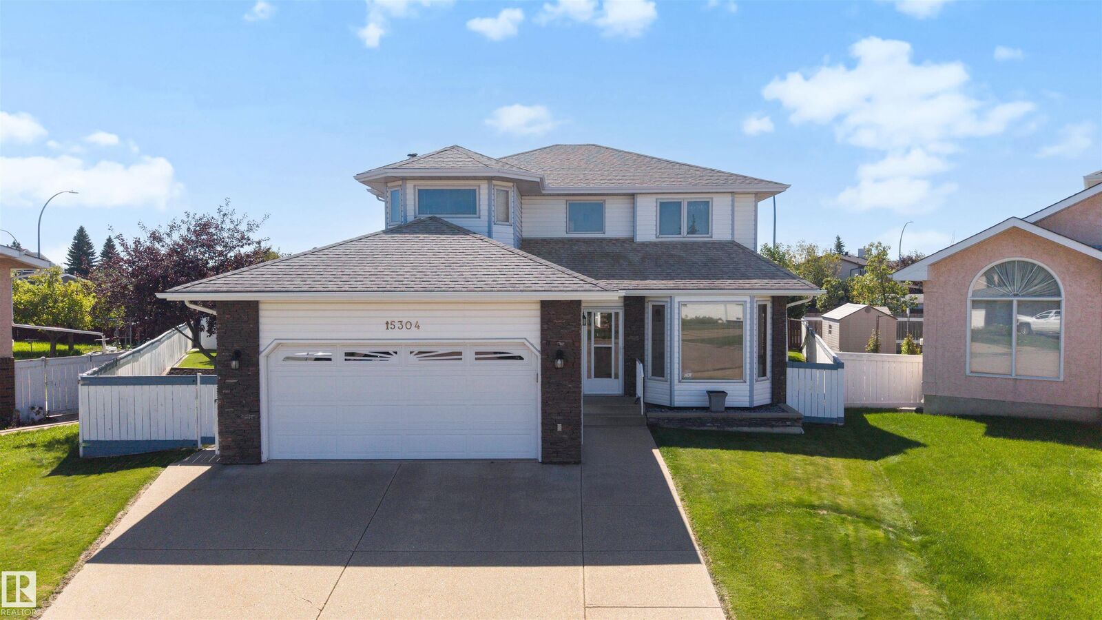 Property Photo:  15304 74 Street NW  AB T5Z 2X8 