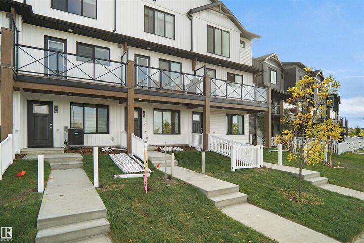Property Photo: 1025 Secord Promenade NW 29 AB T5T 7V4