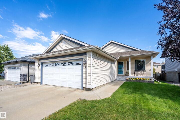 40 Carriere Crescent — photo 1