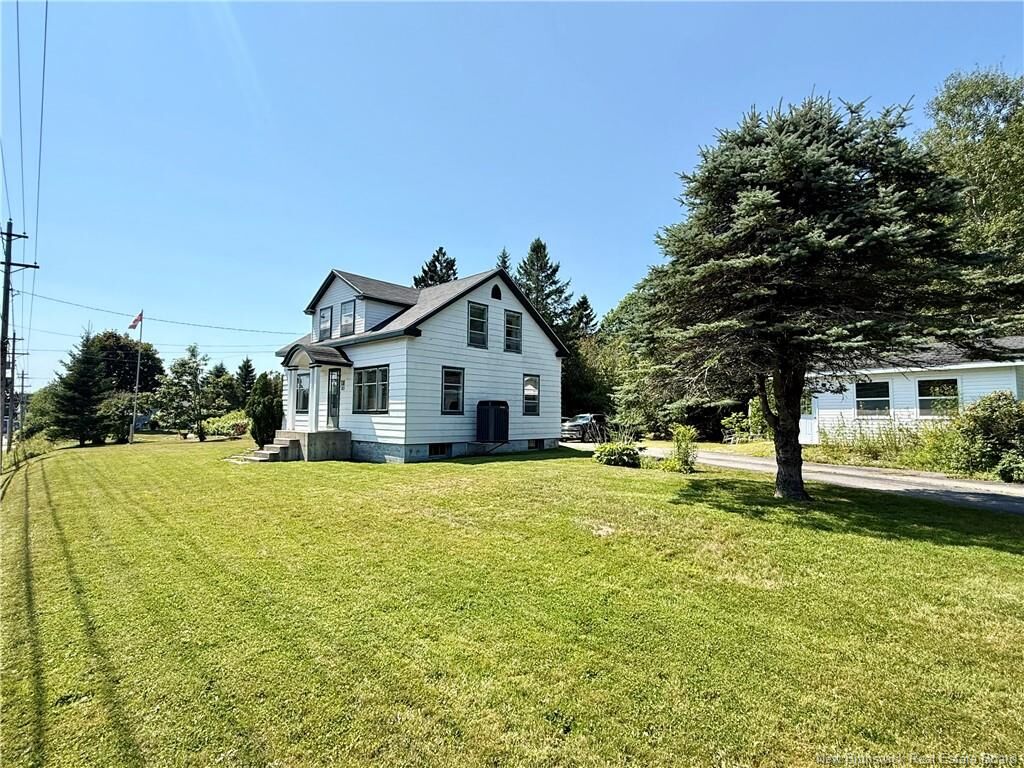 Property Photo:  18 Letete Road  NB E5C 3H2 