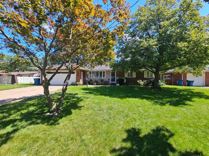 Property Photo: 811 Lee Avenue OH 43452