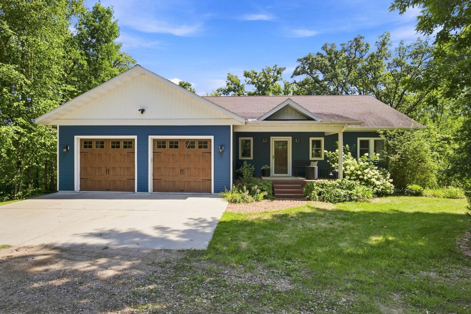 Property Photo: 47254 County Highway 23 MN 56572