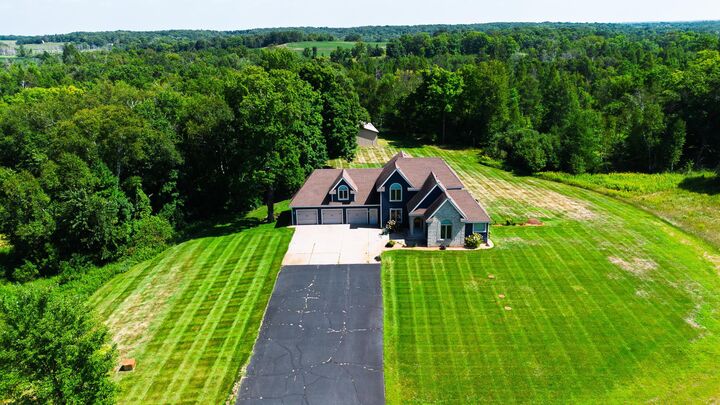 Property Photo:  38798 County Road 2  MN 56374 