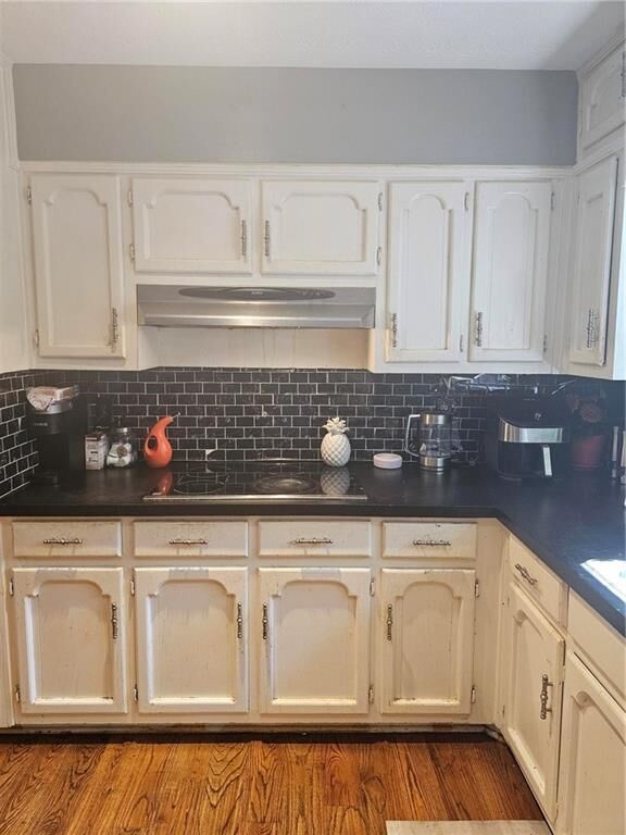 Property Photo: 1623 Hidden Hills Parkway GA 30088