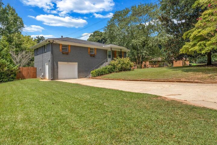 Property Photo: 6310 Short Street GA 30168