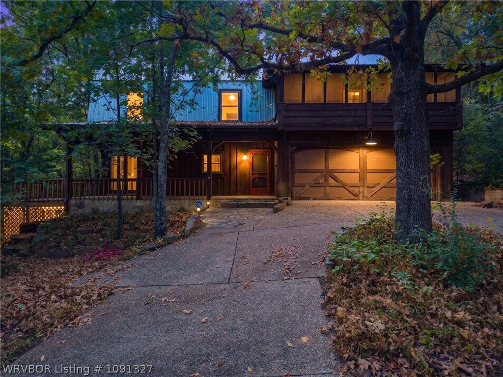 Property Photo:  1907 N Rudy Road  AR 72956 