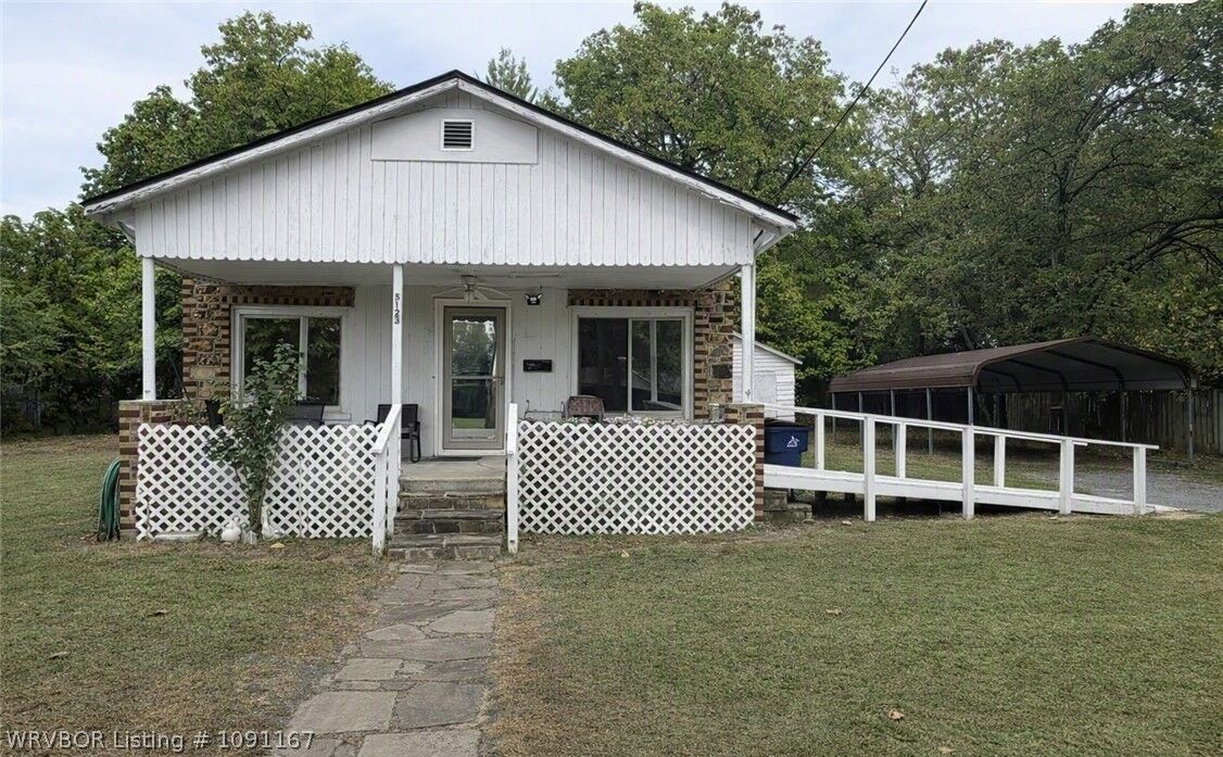 Property Photo: 5123 S 24th Street AR 72901