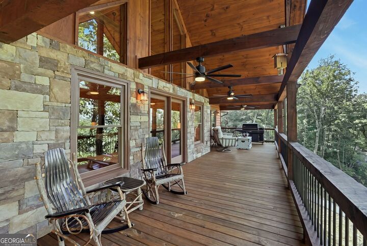 Property Photo:  175 Stuart Drive Drive  GA 30559 