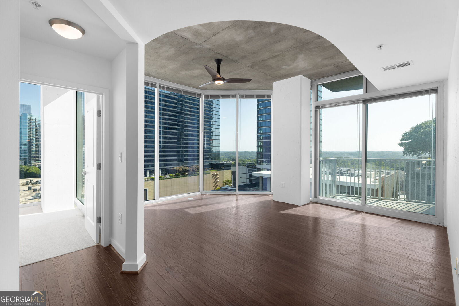 Property Photo: 860 Peachtree Street NE 1201 GA 30308