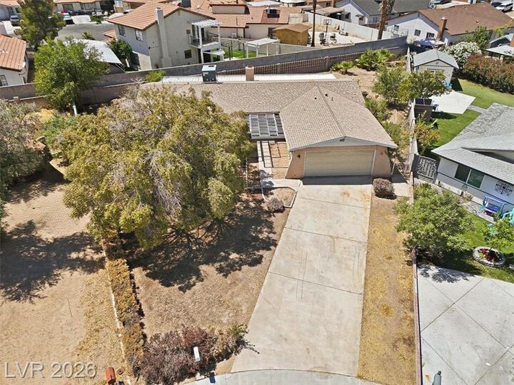Property Photo: 4424 Parkchester Circle NV 89108
